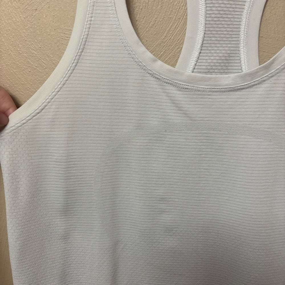 Lululemon Swiftly Tech Racerback White Size 8 - Picture 5 of 8